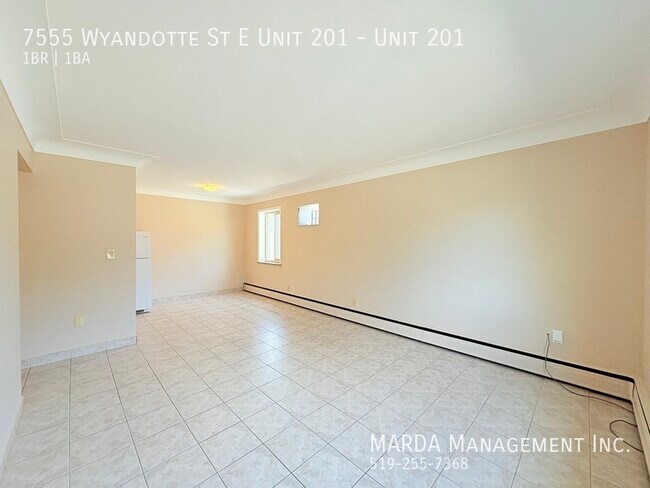 Photo du bâtiment - SPACIOUS 1-BEDROOM/1-BATH APARTMENT IN PRI...