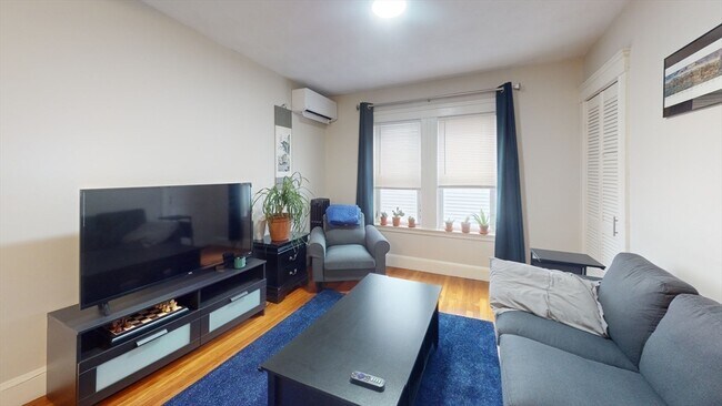 Foto del edificio - 35 Willis Ave