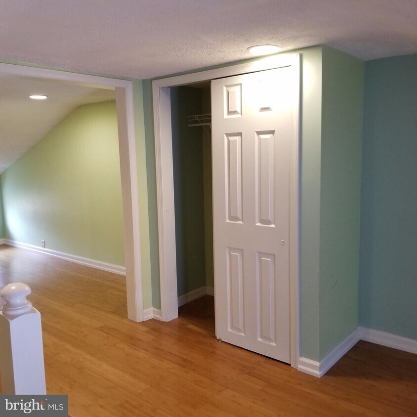 Foto principal - 28 S Carrollton Ave