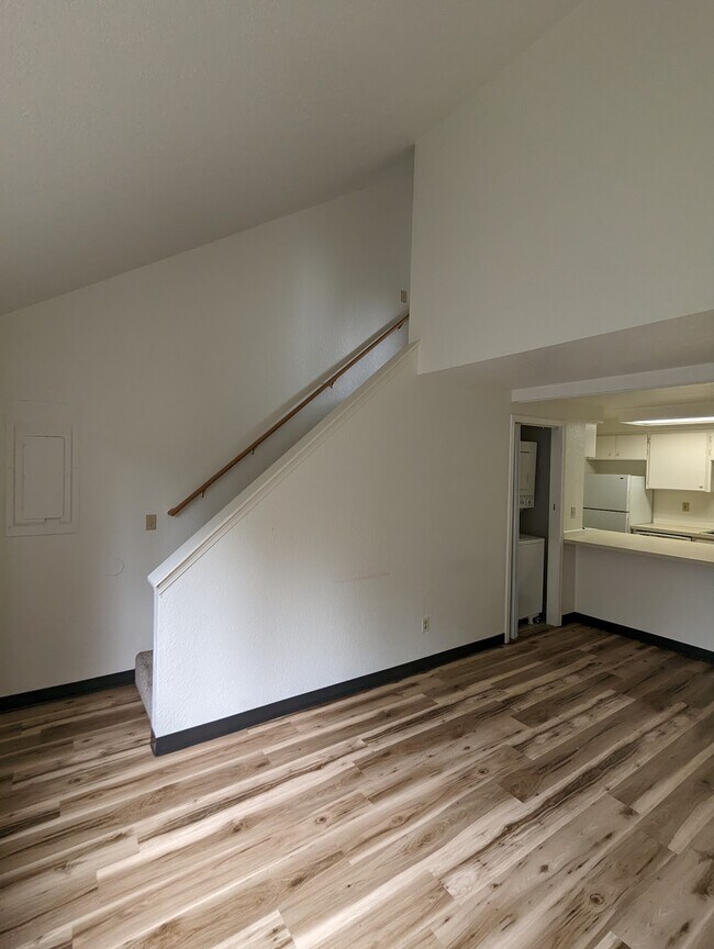 Foto del edificio - 615 Division St NW