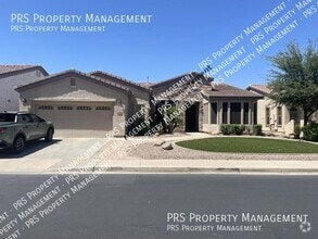 Building Photo - 4626 E Blue Spruce Ln