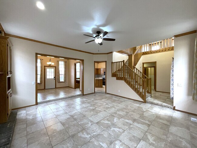 Foto del edificio - 8304 Timothy Ln