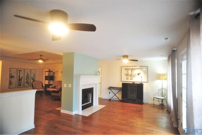 Building Photo - 139 Timberlake Dr