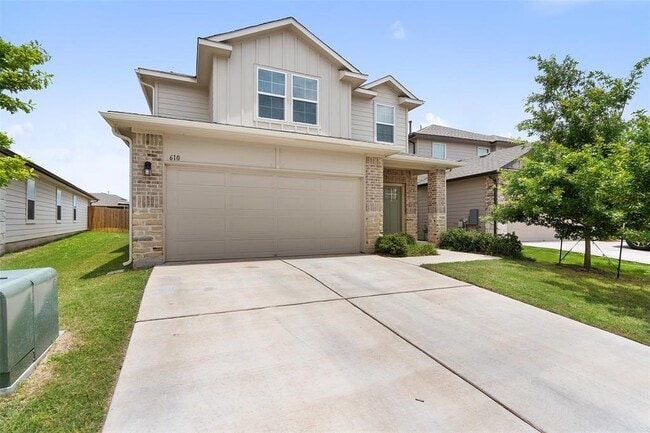 Foto del edificio - 610 Roaring Fork Ln