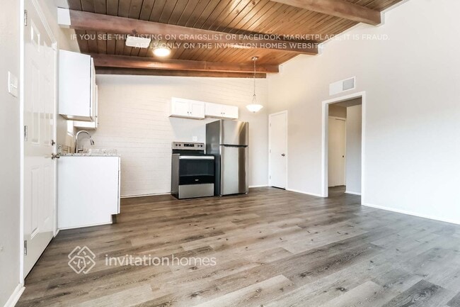 Foto del edificio - 6532 N 59th Dr