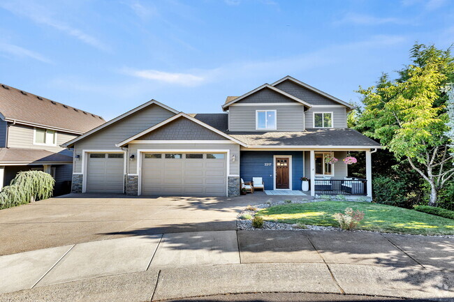 Building Photo - 2217 NW 110th Cir