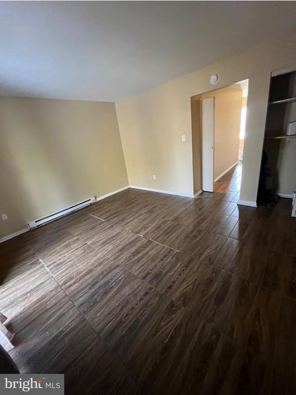 Foto del edificio - 8526 General Way