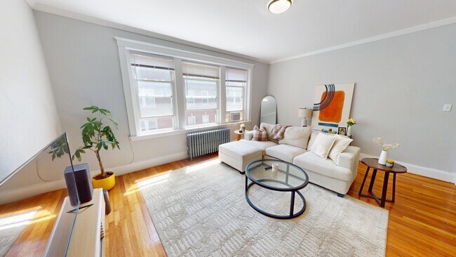 Foto del edificio - 46 Longwood Ave