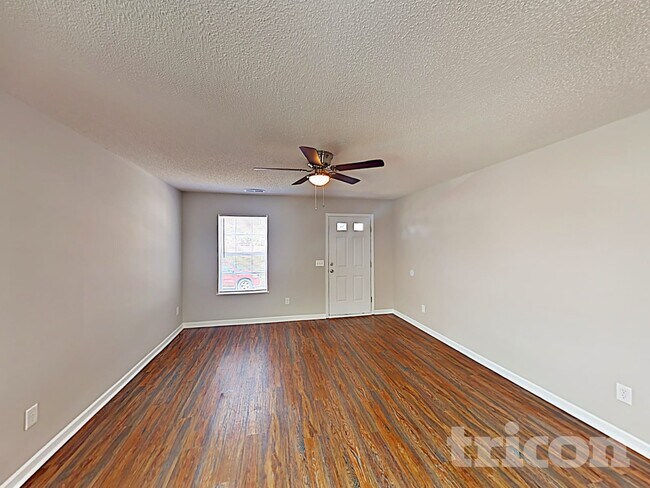 Foto del edificio - 1964 Lake Carolina Dr