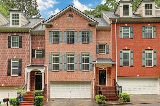 Photo - 3128 Mercer University Dr House