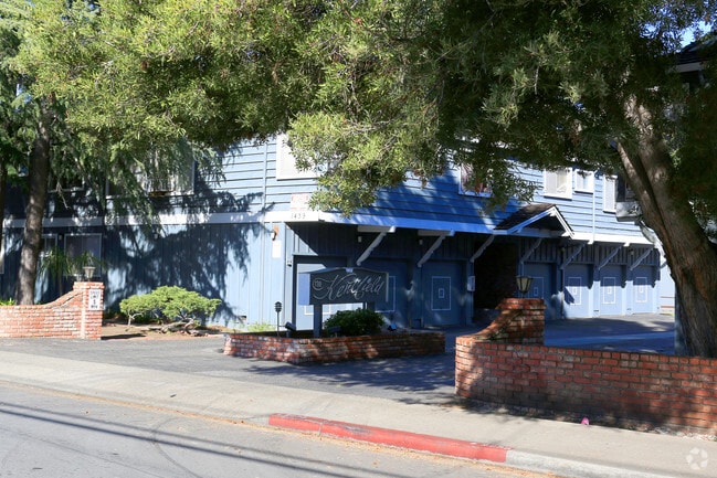 Building Photo - Kentfield