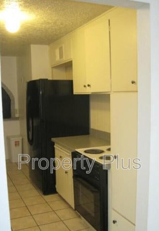 Foto del edificio - 1228 S McKemy St