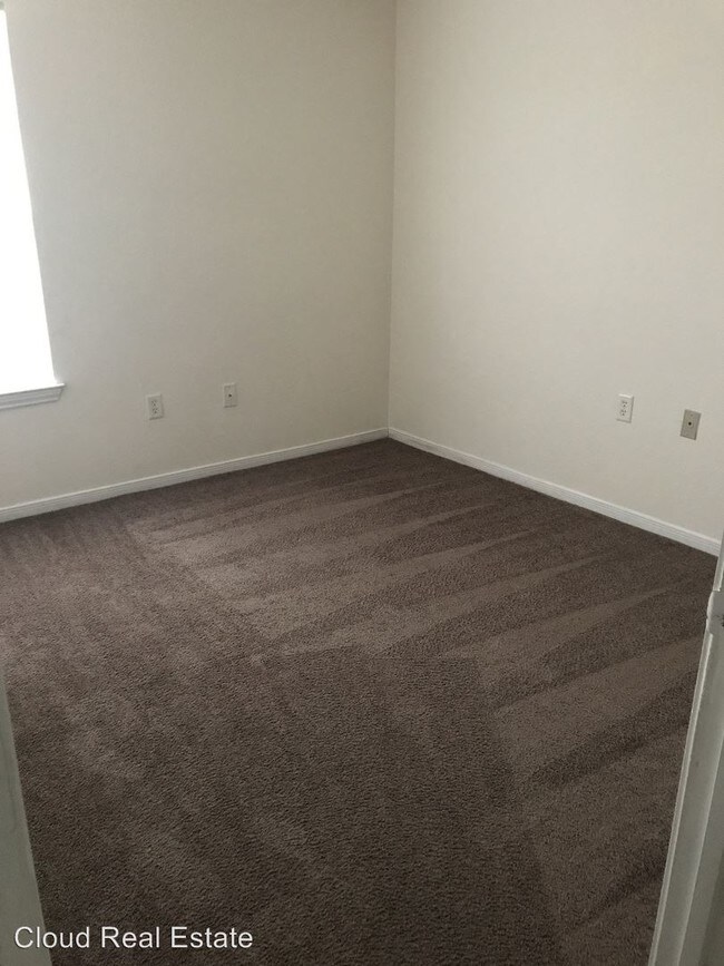 Foto del edificio - 1404 Van Zanten Ct