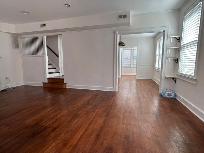 Sala de estar - 5211 14th St NW