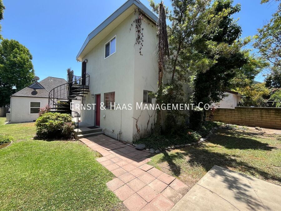 Foto principal - 4107 E 14th St