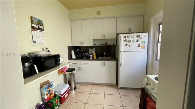 Foto del edificio - 291 Navarre Ave