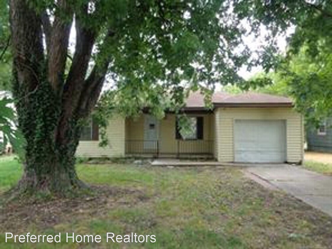 Primary Photo - 3 br, 1 bath House - 1859 S Armstrong Ave