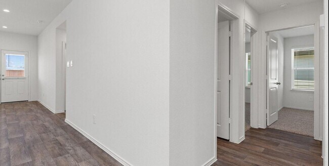 Foto del edificio - 31035 Brightwell Bnd