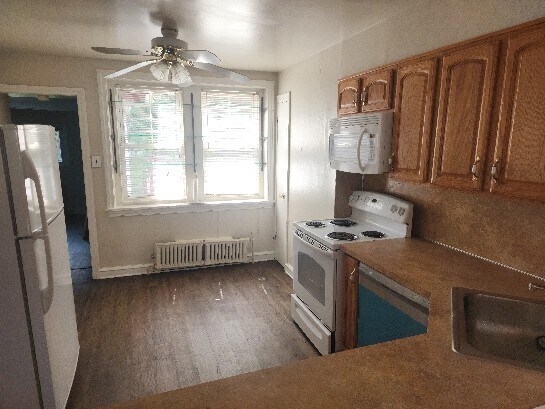 Cocina - 2044 N 63rd St