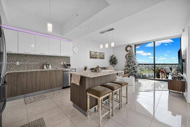 Foto del edificio - 5252 NW 85th Ave