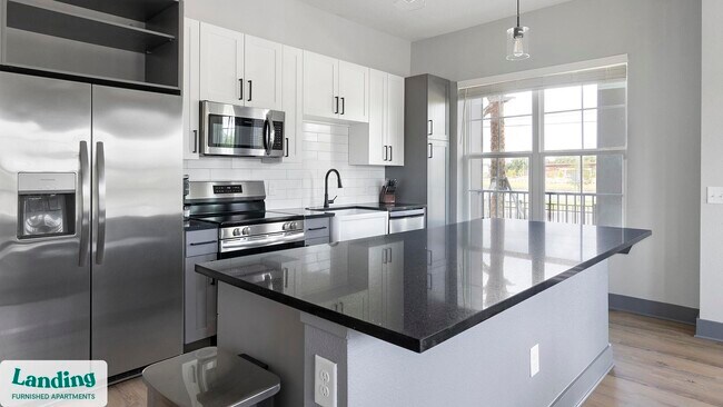 Foto del edificio - 14041 Hyatt Rd