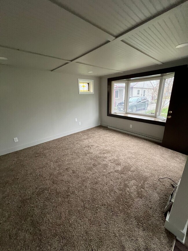 Foto del edificio - 3 Bedroom Single Family