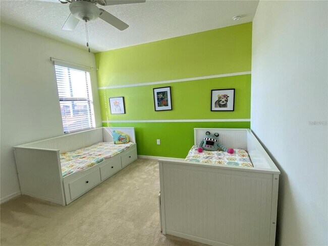 Building Photo - 2561 Rosemont Cir