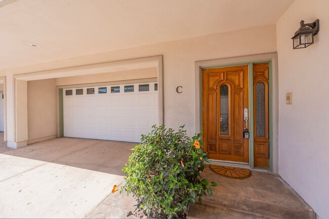 Foto del edificio - 2213 Carnegie Ln