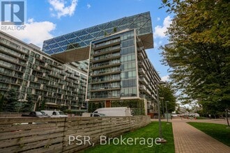 Building Photo - 39 Queens Quay E