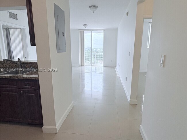 Foto del edificio - 2600 SW 27th St