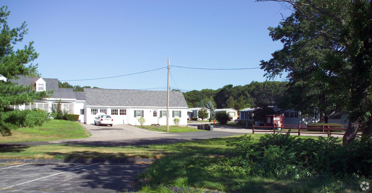 Killarney Estates Apartments in Plainville, MA