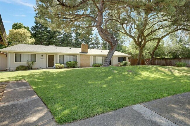 Foto del edificio - 5510-5510 Fair Oaks Blvd