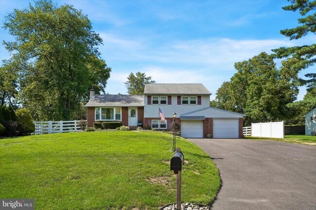 Foto del edificio - 2176 Meadowview Dr