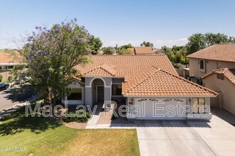 Building Photo - 1233 E Sea Gull Dr