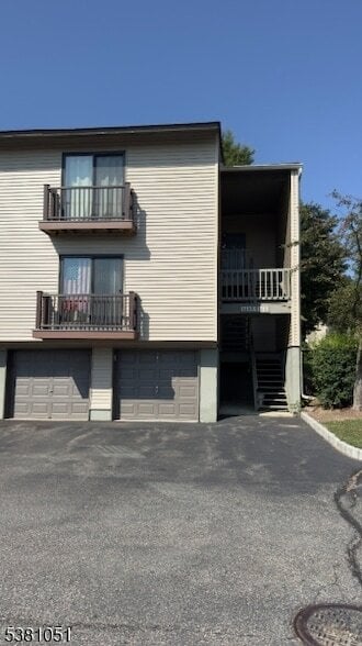 Building Photo - 1714 Spruce Hills Dr