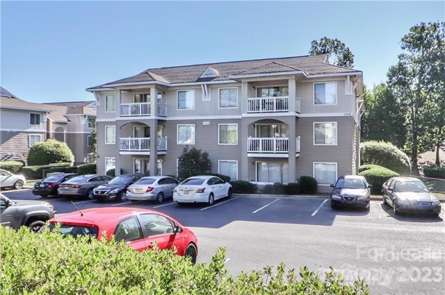 Primary Photo - 11011 Graduate Ln