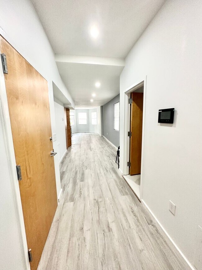 Foto del edificio - 1721 Mifflin St
