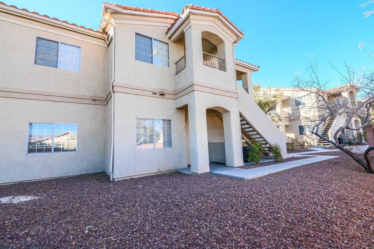 Primary Photo - Villas at Hidden Canyon!