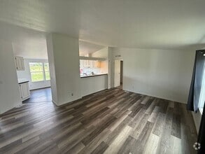 Building Photo - 4655 NE Elliott Cir