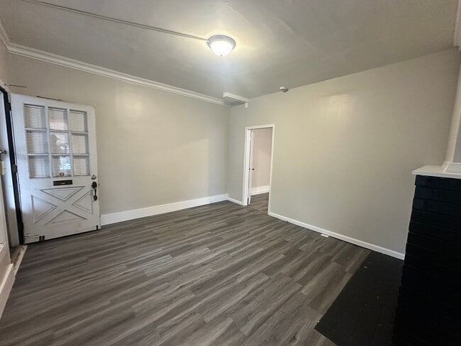 Foto del edificio - 832 N 5th St