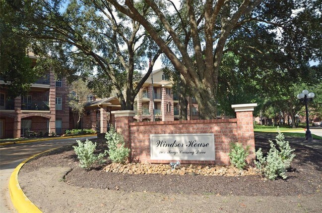 Foto del edificio - 2803 Kings Crossing Dr