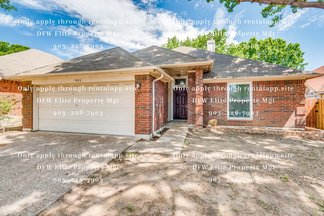 945 Grasswood Ct, Arlington, TX 76017 House Rental in Arlington, TX