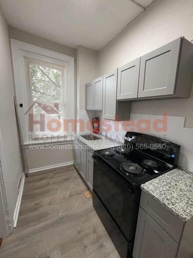 Foto principal - 701 Cherry St