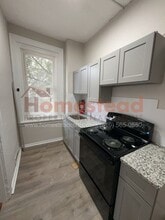 Building Photo - 701 Cherry St