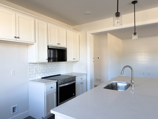 Building Photo - 218 Ringneck Cir