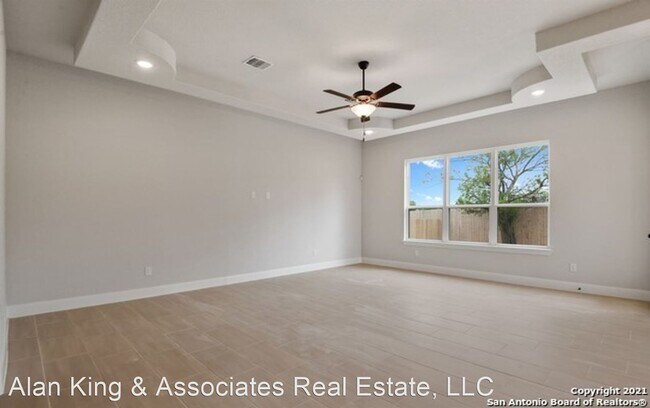 Foto del edificio - 3 br, 2 bath House - 6603 Comanche Post