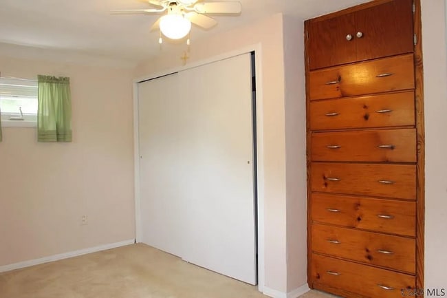 Building Photo - 207 Burkhard St