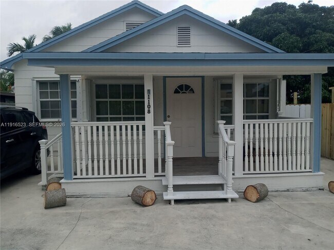 Foto del edificio - 11108 Peachtree Dr