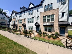 Building Photo - 12327 Landry Renee Pl