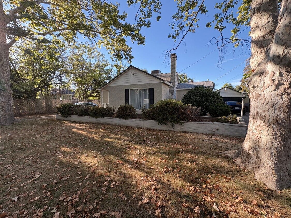 0001LR - 2649 21st Ave